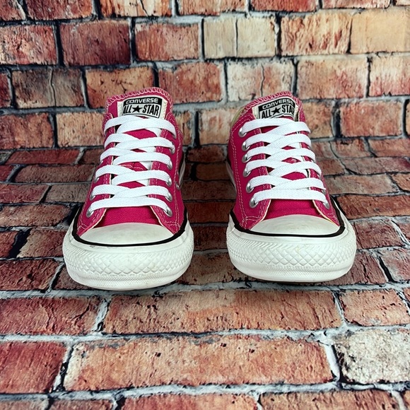 CONVERSE ALL-STAR CHUCK TAYLOR LOWTOP SHOES, WOMANS SIZE 7 EUC - Picture 4 of 11